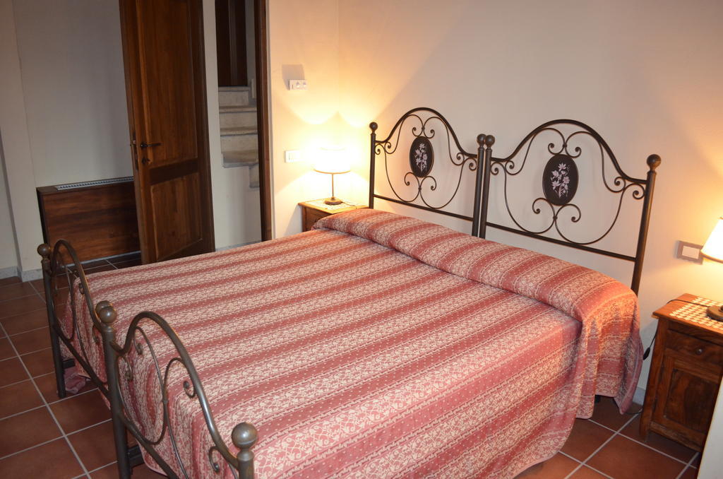 Palazzo Alle Mura Staggia Room photo